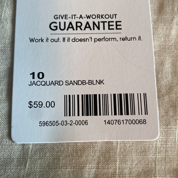 Athleta jacquard sandbar shortie -size 10 - Picture 4 of 4